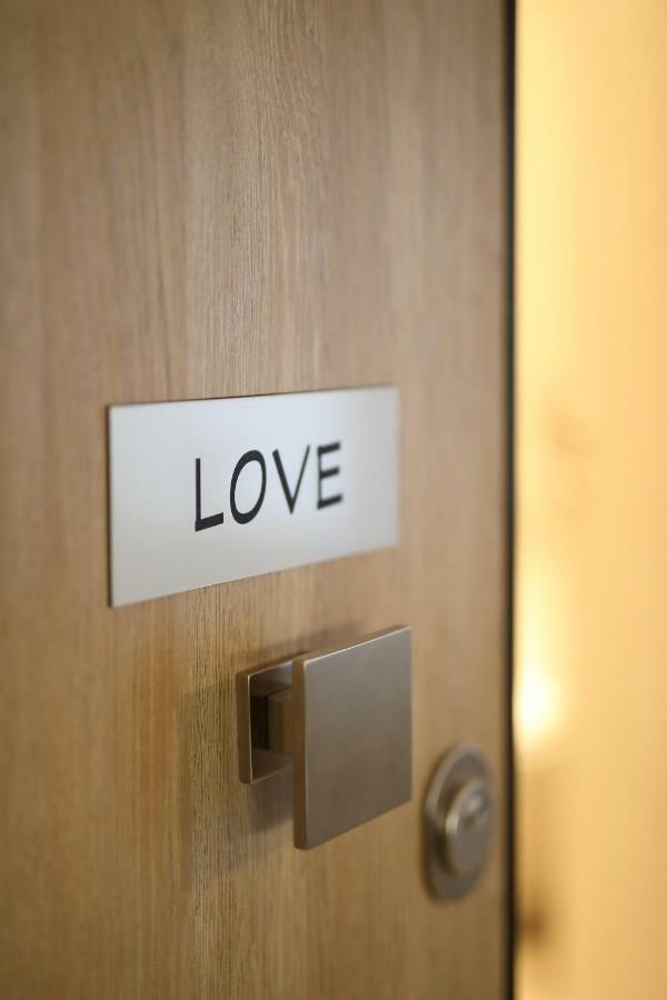 Love Luxury Central Apartment Athena Bagian luar foto